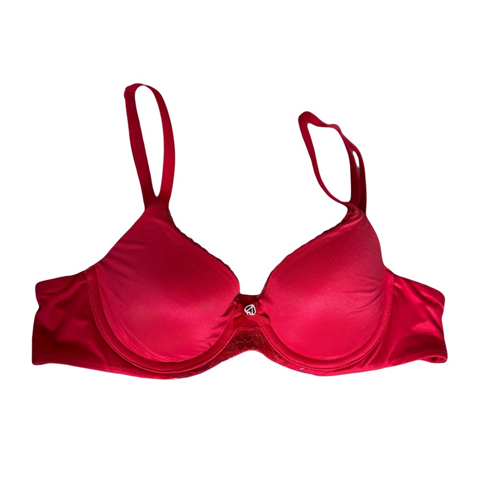 Victoria’s Secret Red Lace Bra